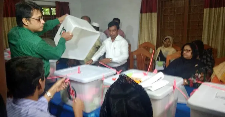 নির্বাচনী বছরে বাড়তি কাজের চাপে শিক্ষকরা