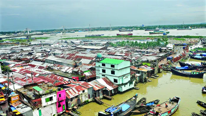 বিপর্যস্ত কর্ণফুলী