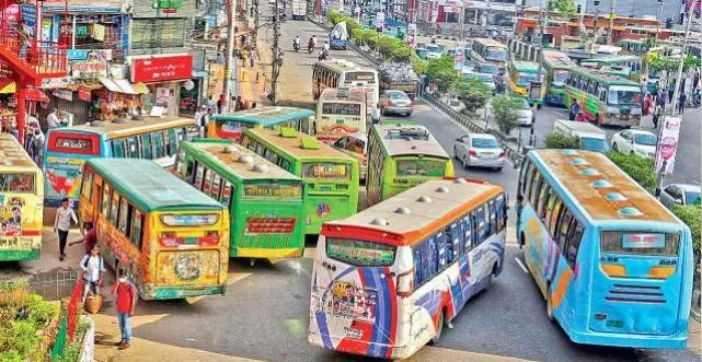 সড়কে বিশৃঙ্খলা