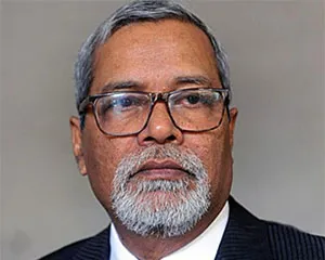 অনুমতি ছাড়া কেন্দ্রে প্রবেশ করতে পারবেন না ম্যাজিস্ট্রেটরা