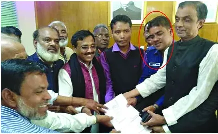 ওসিকে নিয়ে এমপির মনোনয়নপত্র জমা