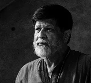 আলোকচিত্রী থেকে কয়েদি