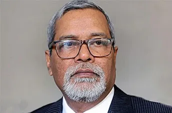 সিইসি’র সামর্থ্য: নানা প্রশ্ন