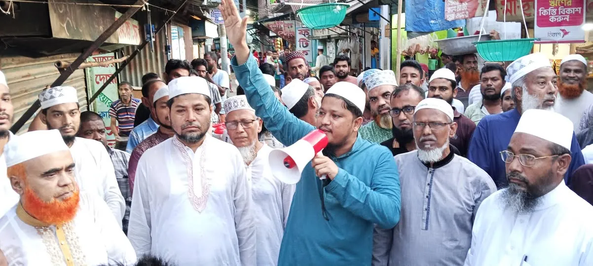 দেশের মানুষ আর কোন সন্ত্রাস চাঁদাবাজের ক্ষমতায় দেখতে চায়না