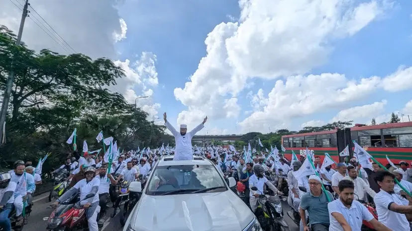 ঢাকা ১১ আসনে জামায়াতের মোটরসাইকেল শোভাযাত্রা